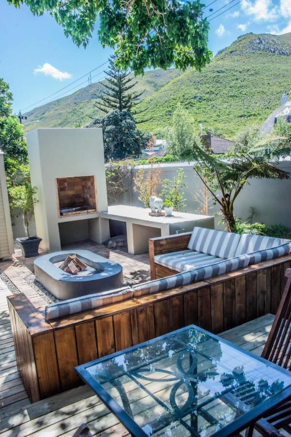 הוילה הרמנוס Seven On Flora- Hot Tub, Modern With Amazing Outside Area מראה חיצוני תמונה